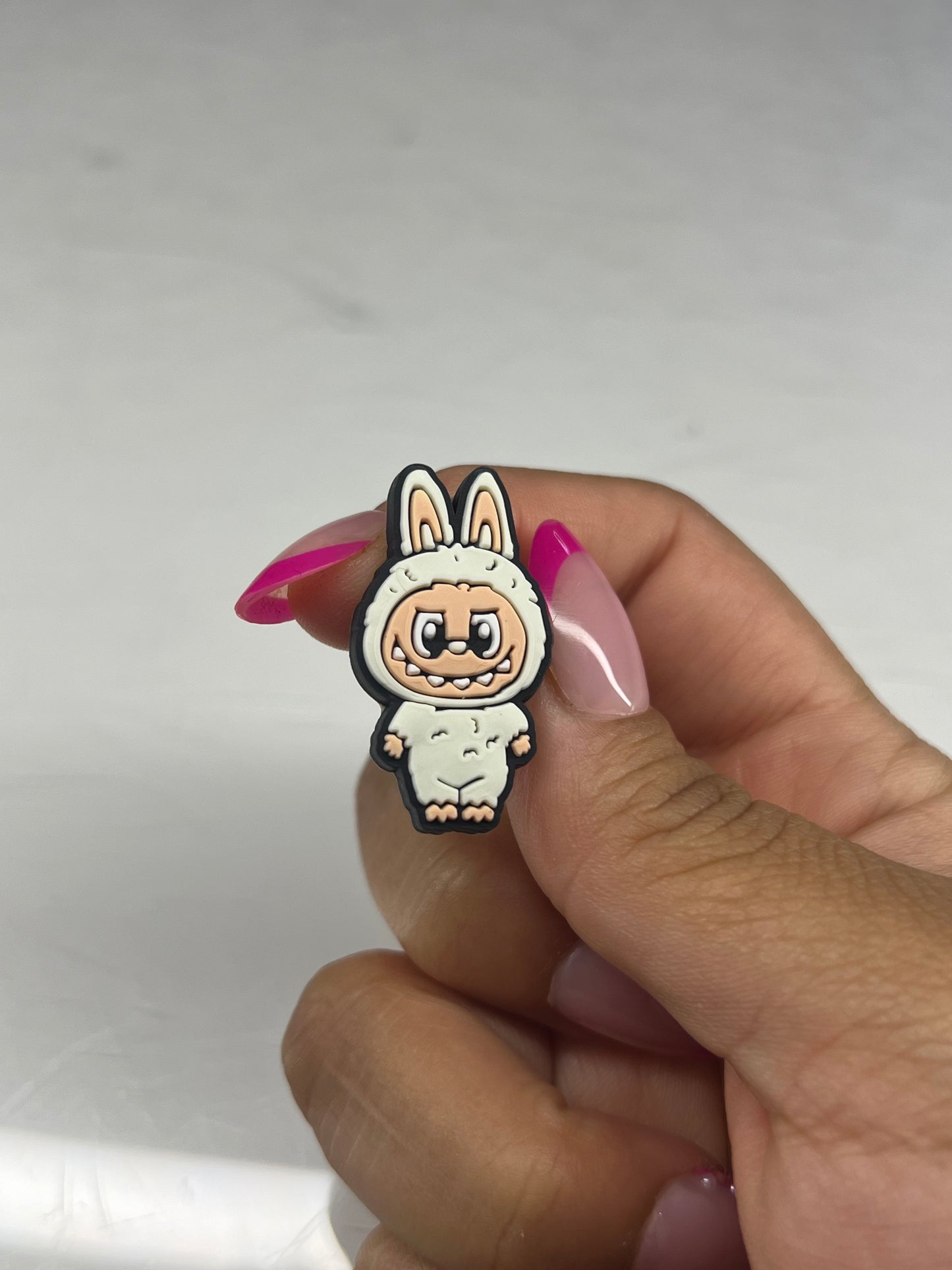 WHITE LABUBU